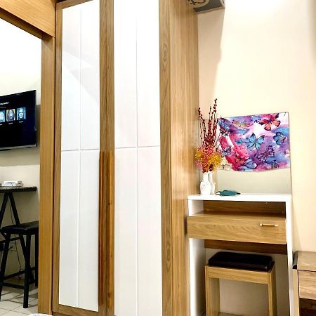 Kathys Crib At Shell Residences Manila Ngoại thất bức ảnh